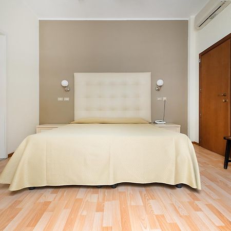 Hotel Belsoggiorno Каттолика Экстерьер фото