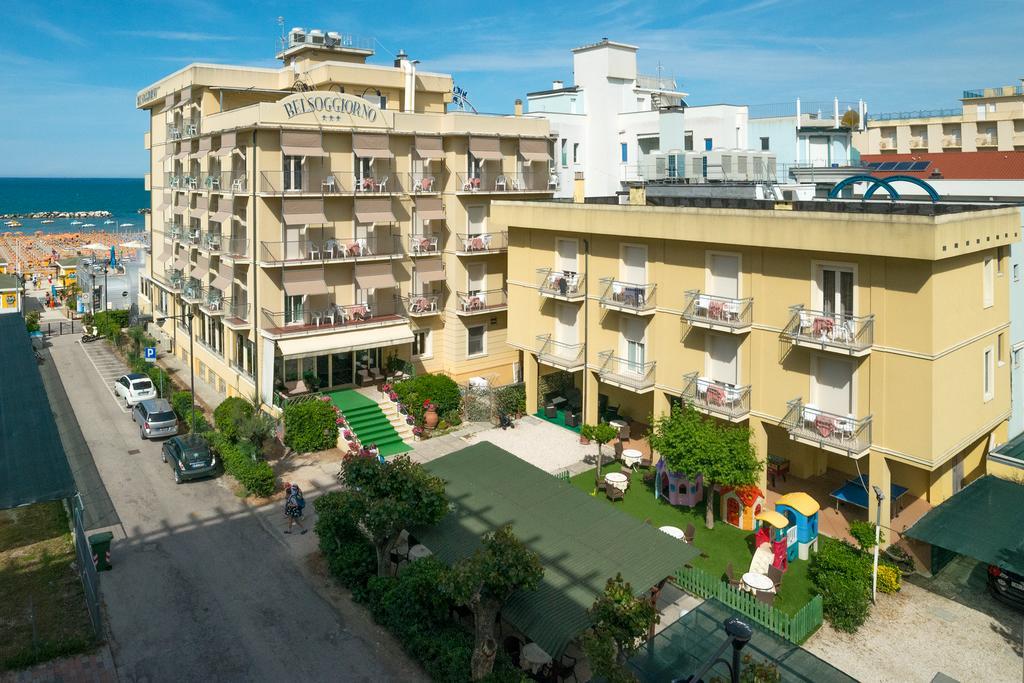 Hotel Belsoggiorno Каттолика Экстерьер фото